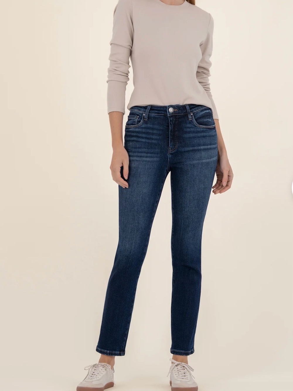 Kut from the Kloth Reese Medium Wash Straight-Leg Jeans